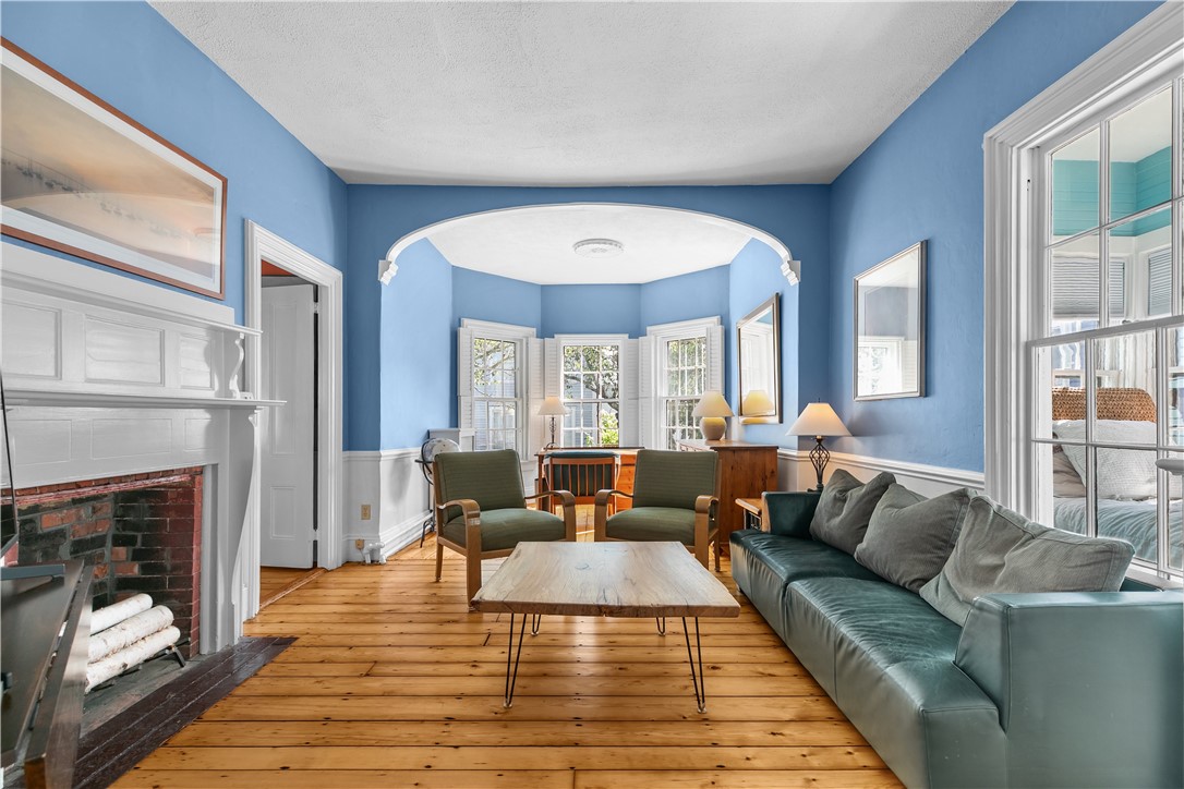58 2nd Street Newport, RI 02840 - Photo 14 of 39