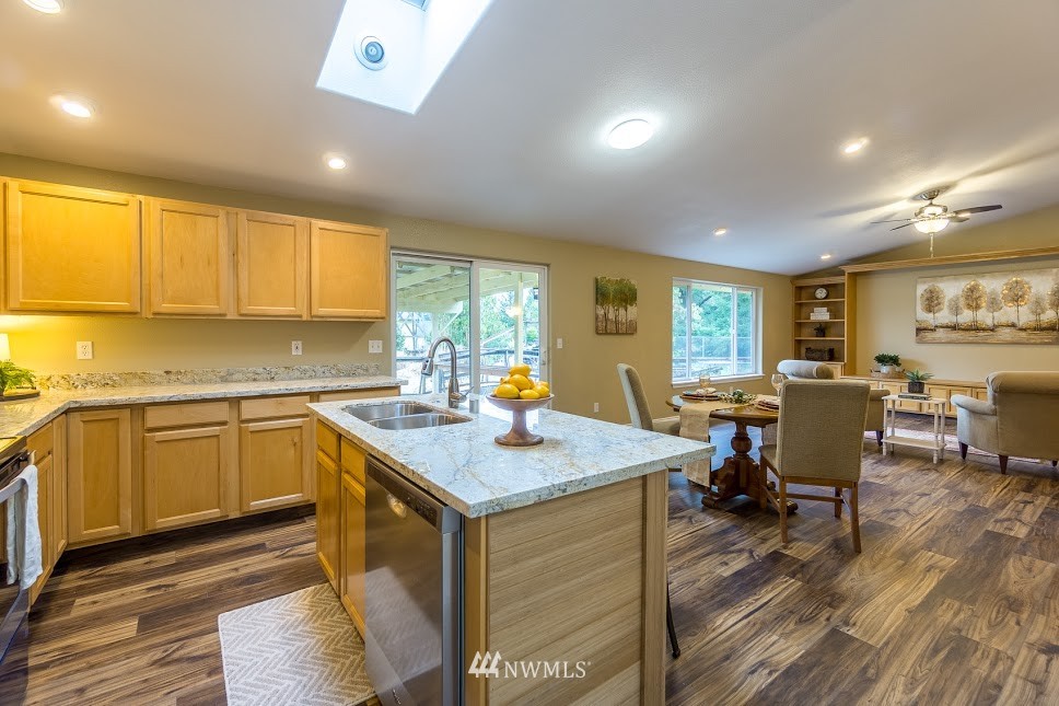 5939 184th Lane Southwest Rochester, WA 98579 - Photo 13 of 25