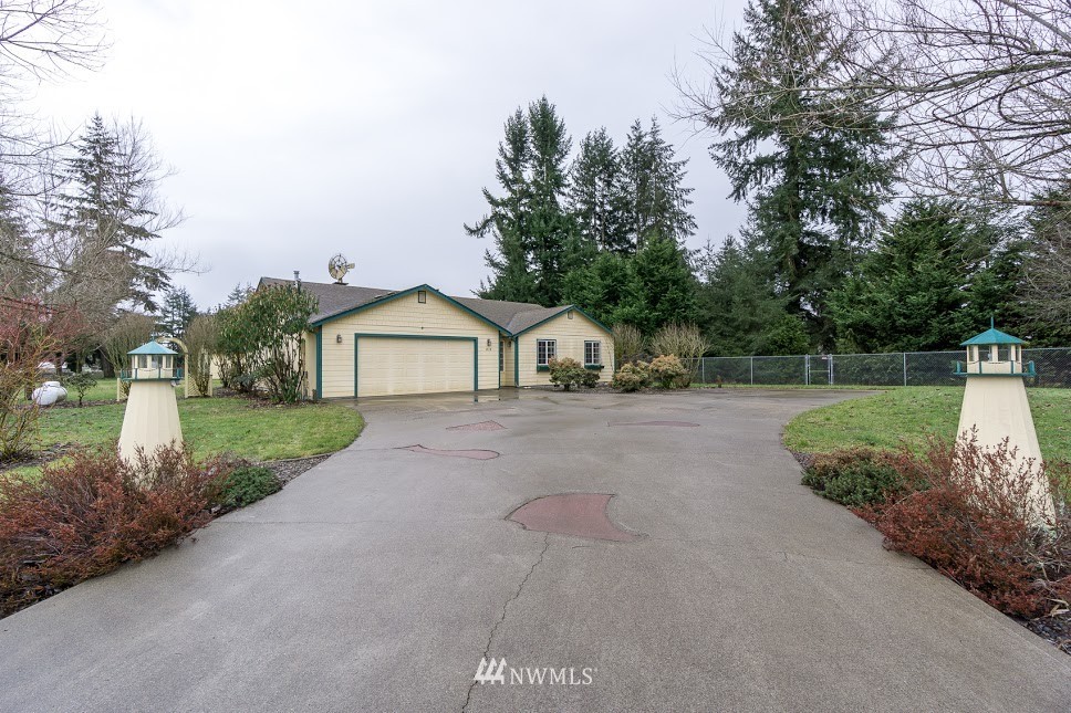 5939 184th Lane Southwest Rochester, WA 98579 - Photo 3 of 25