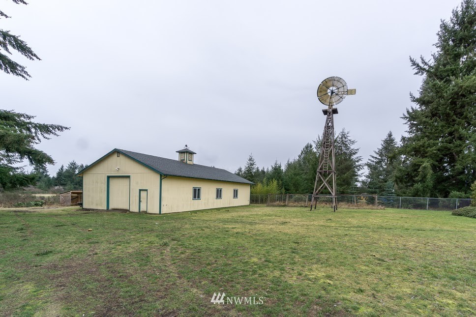 5939 184th Lane Southwest Rochester, WA 98579 - Photo 5 of 25