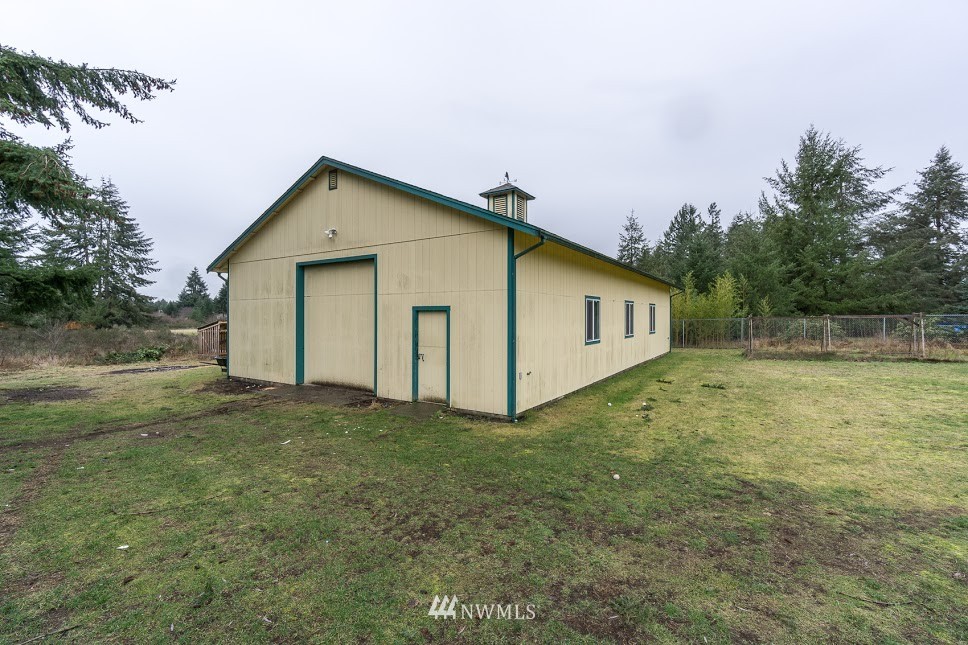 5939 184th Lane Southwest Rochester, WA 98579 - Photo 6 of 25