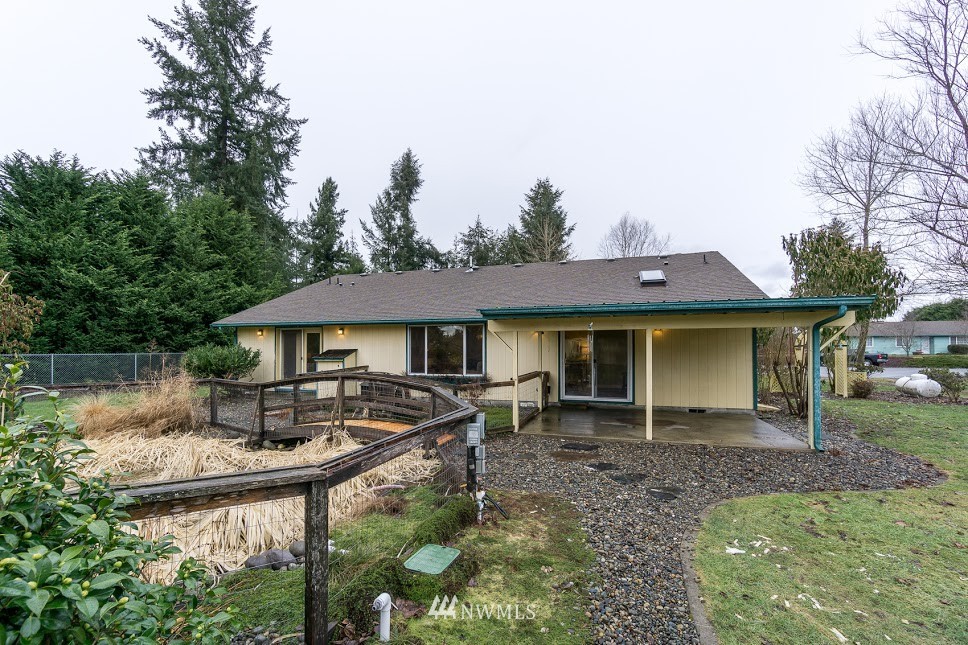 5939 184th Lane Southwest Rochester, WA 98579 - Photo 10 of 25