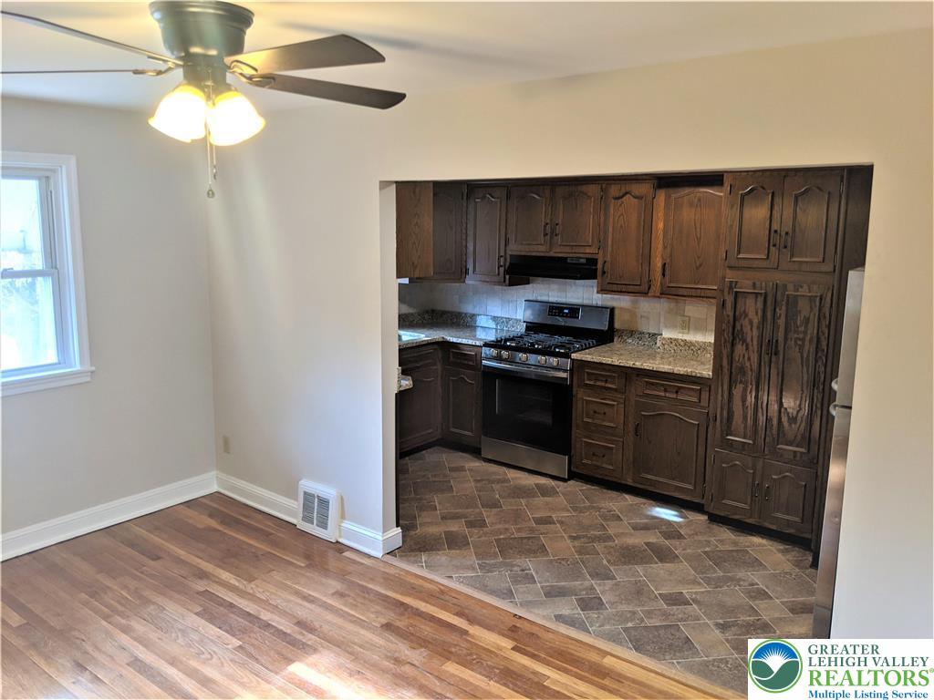 703 Spring Street Bethlehem, PA 18018 - Photo 7 of 17 Gallery Image 7