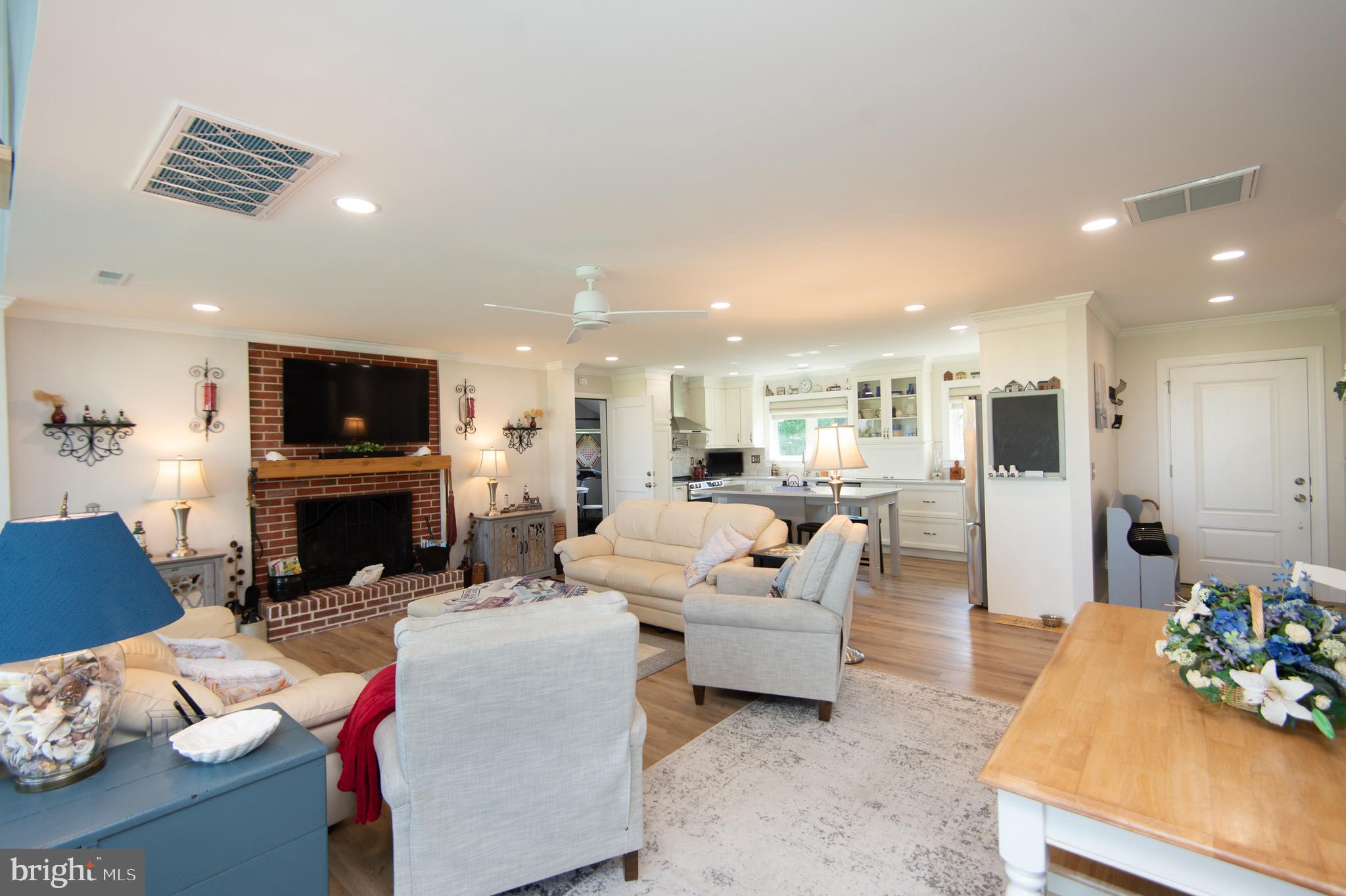 9 Hatsawap Road Cambridge, MD 21613 - Photo 17 of 78 Living Room with Fireplace