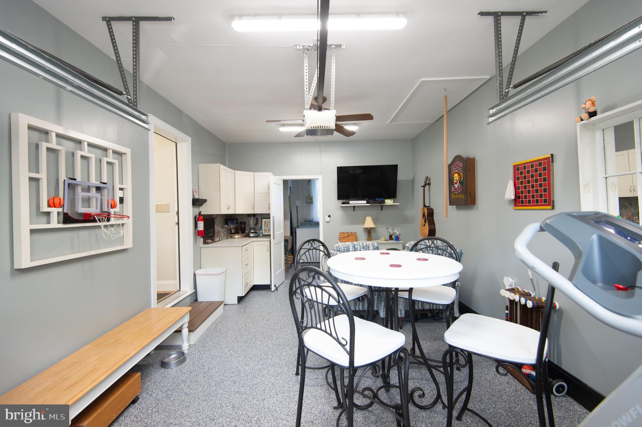 9 Hatsawap Road Cambridge, MD 21613 - Photo 46 of 78 Garage Game Room