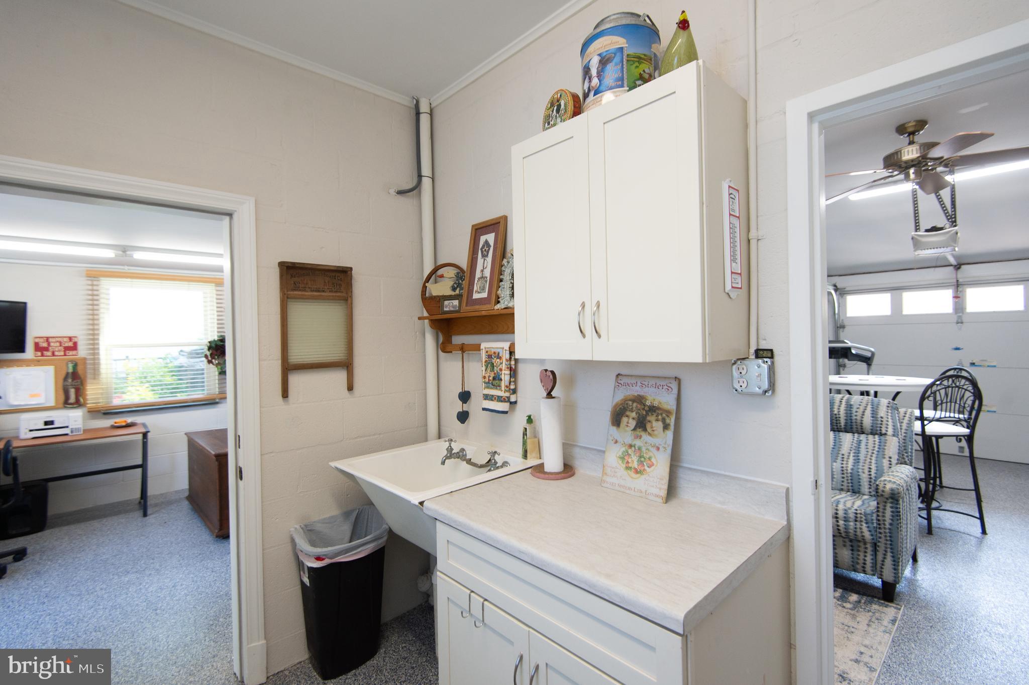 9 Hatsawap Road Cambridge, MD 21613 - Photo 48 of 78 Laundry Room