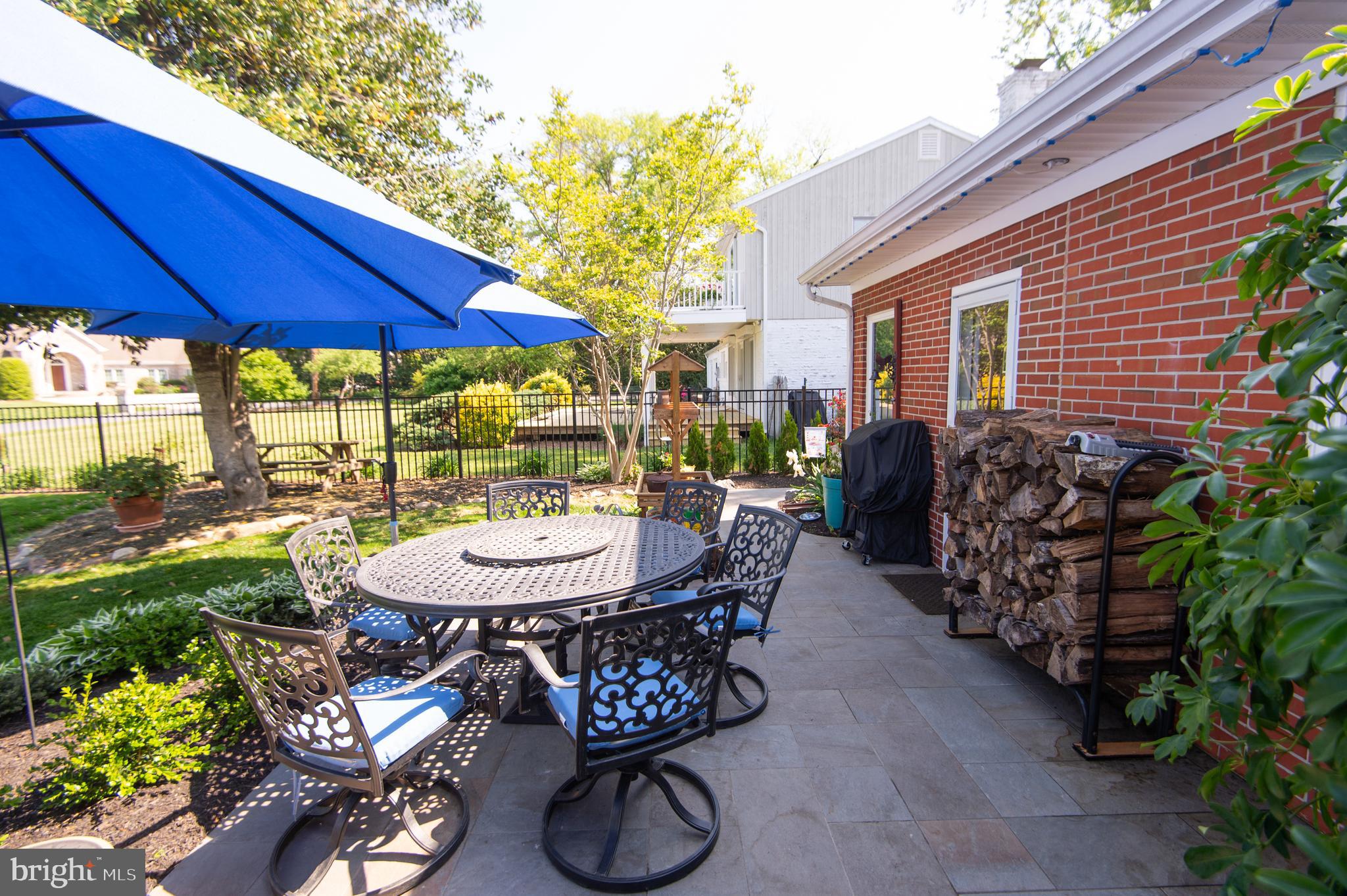 9 Hatsawap Road Cambridge, MD 21613 - Photo 56 of 78 Rear Patio with Water View