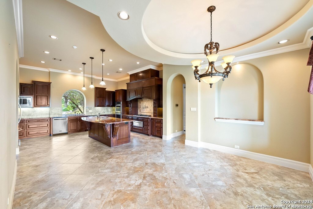 3722 Club View Court Kerrville, TX 78028 - Photo 19 of 80