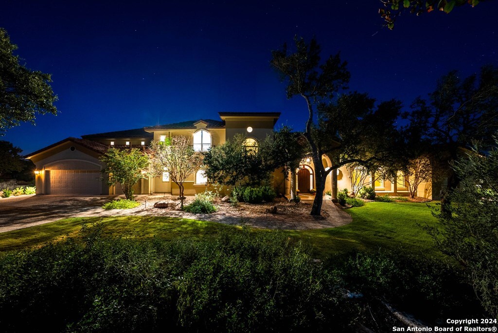 3722 Club View Court Kerrville, TX 78028 - Photo 4 of 80
