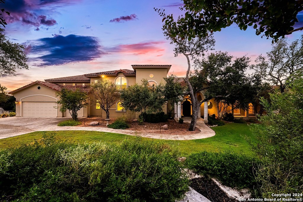 3722 Club View Court Kerrville, TX 78028 - Photo 7 of 80
