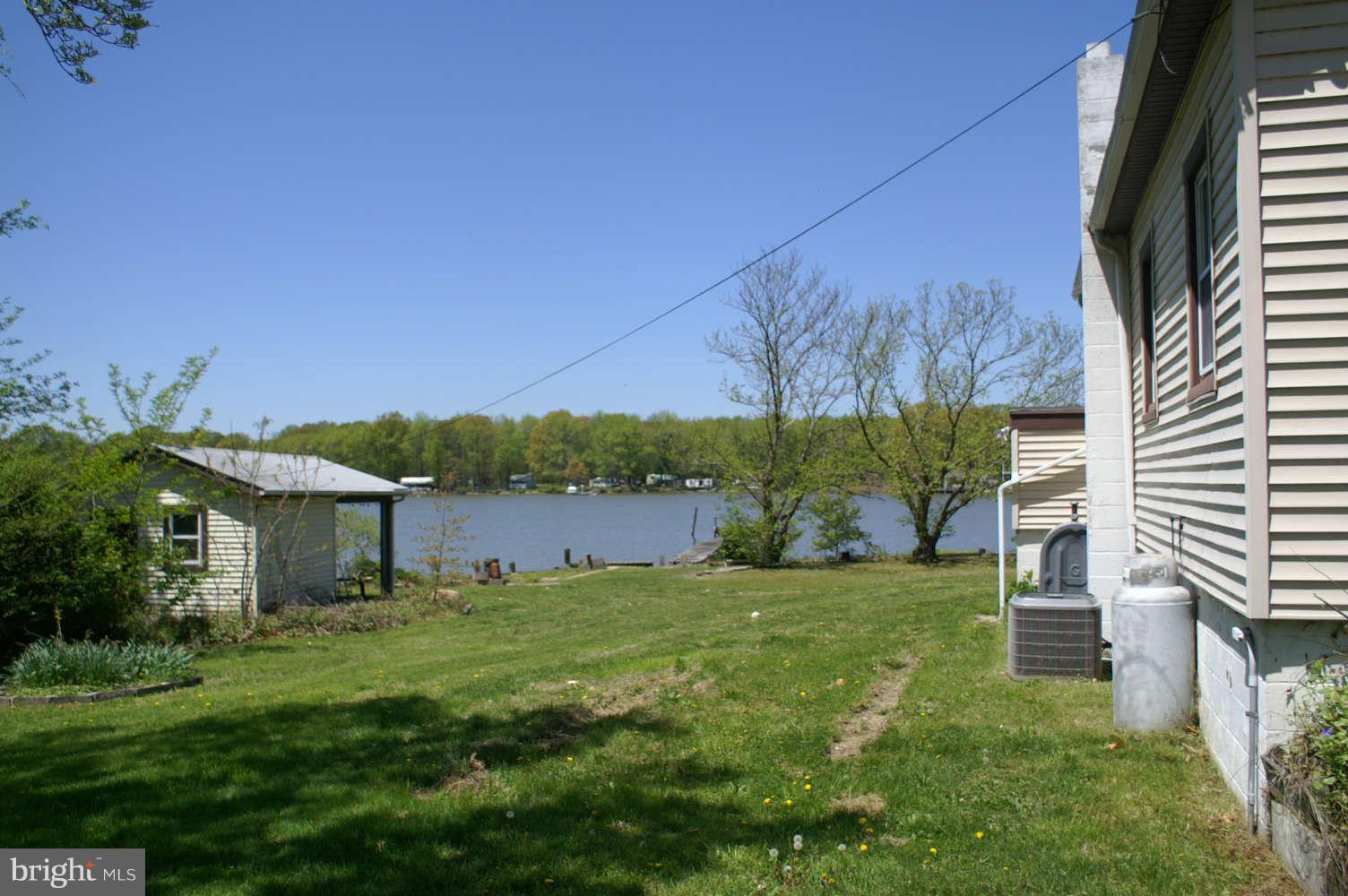2530 Island View Road Baltimore, MD 21221 - Photo 9 of 9 Exterior (General)