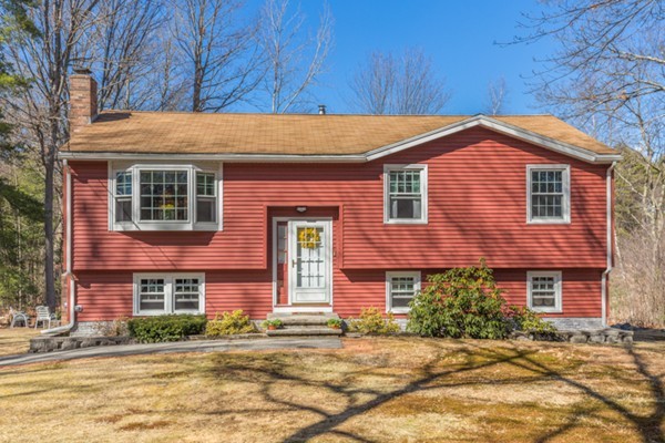 23 Randolph Road Wilmington, MA 01887 - Photo 2 of 30 Gallery Image 2