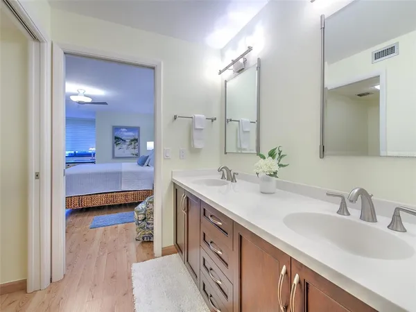 $6,000 | 817 Bayport Way, Unit 817, Longboat Key, FL 34228