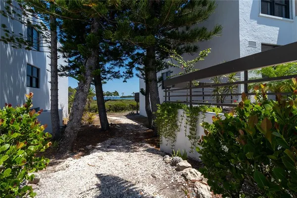 $6,000 | 817 Bayport Way, Unit 817, Longboat Key, FL 34228