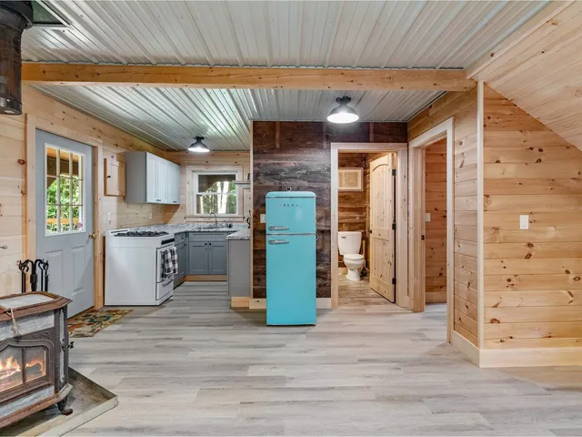 $529,000 | 805 Deming Road, Enosburg Falls, VT 05450