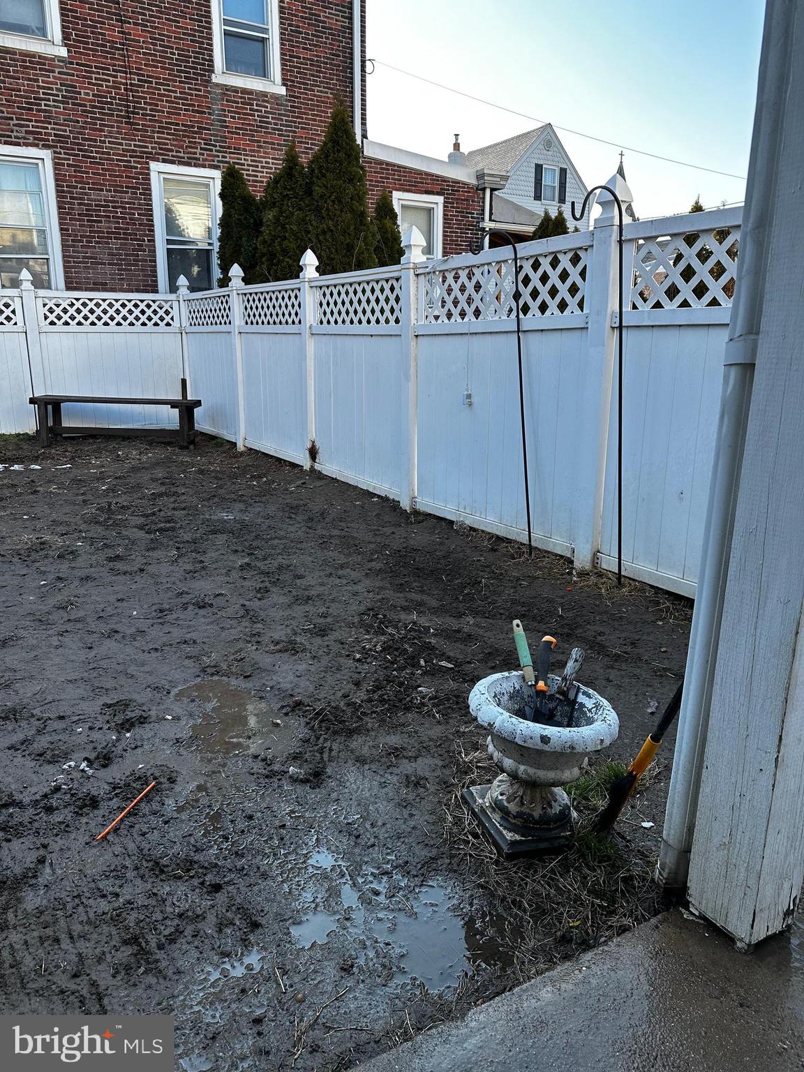 2722 Ash Street Philadelphia, PA 19137 - Photo 39 of 44 Fencing for Privacy