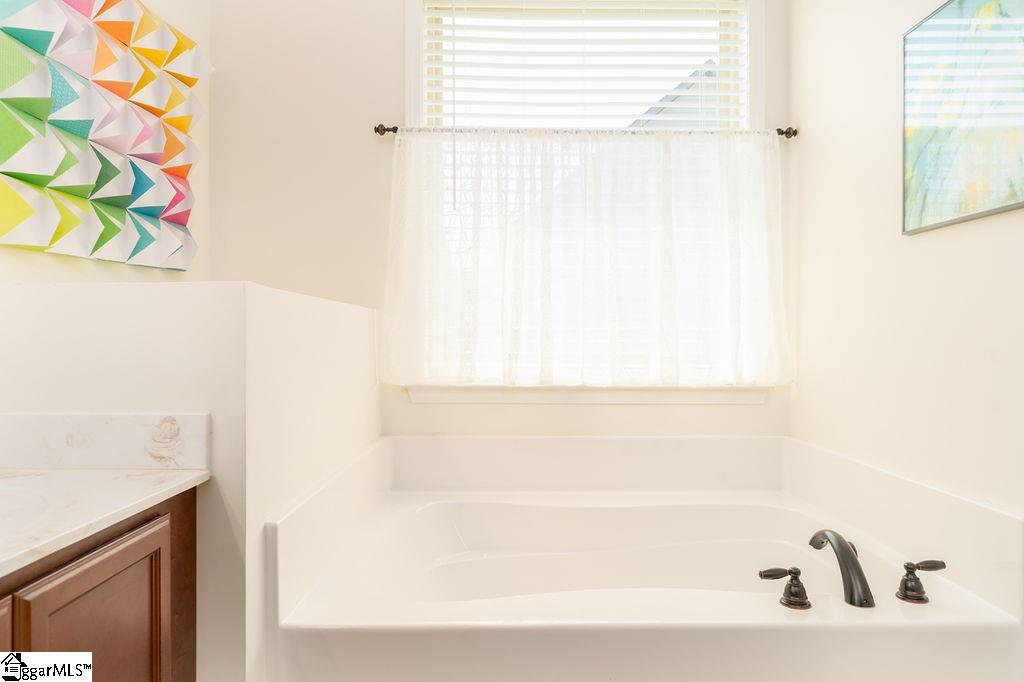 313 Stallion Road Greenville, SC 29617 - Photo 14 of 24 Gallery Image 14