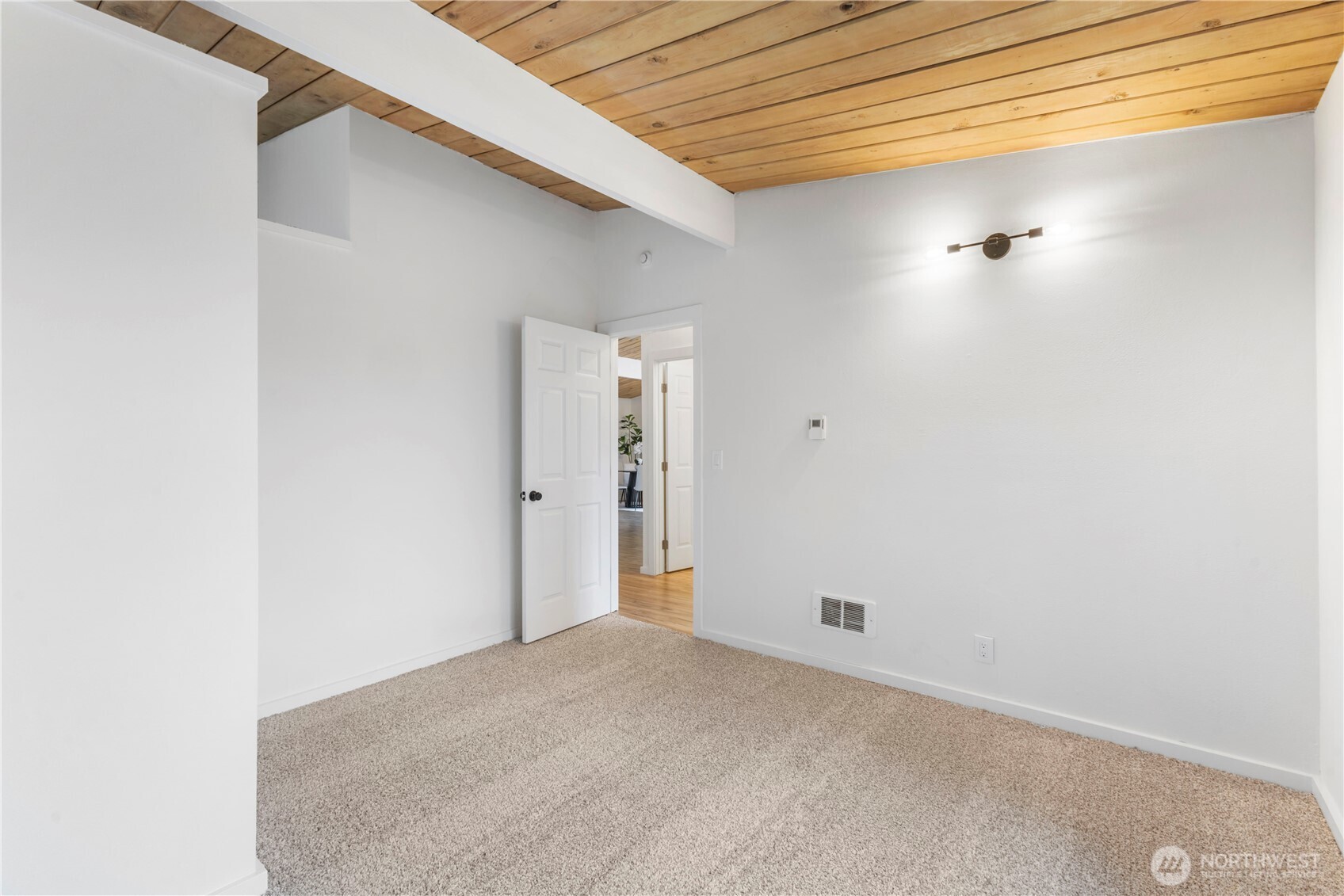 35631 13th Avenue Southwest Federal Way, WA 98023 - Photo 19 of 27