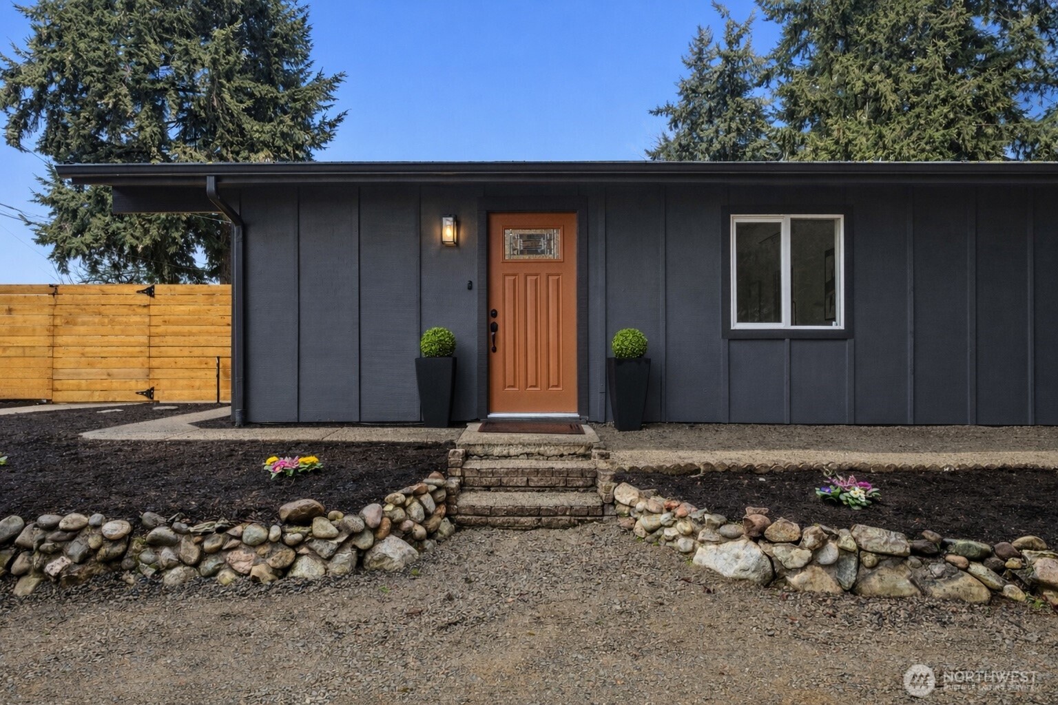 35631 13th Avenue Southwest Federal Way, WA 98023 - Photo 2 of 27 a front view of a house
