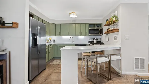 $575,000 | 42 Triumph Court, Unit A, East Rutherford, NJ 07073