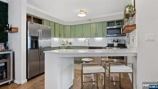 $575,000 | 42 Triumph Court, Unit A, East Rutherford, NJ 07073