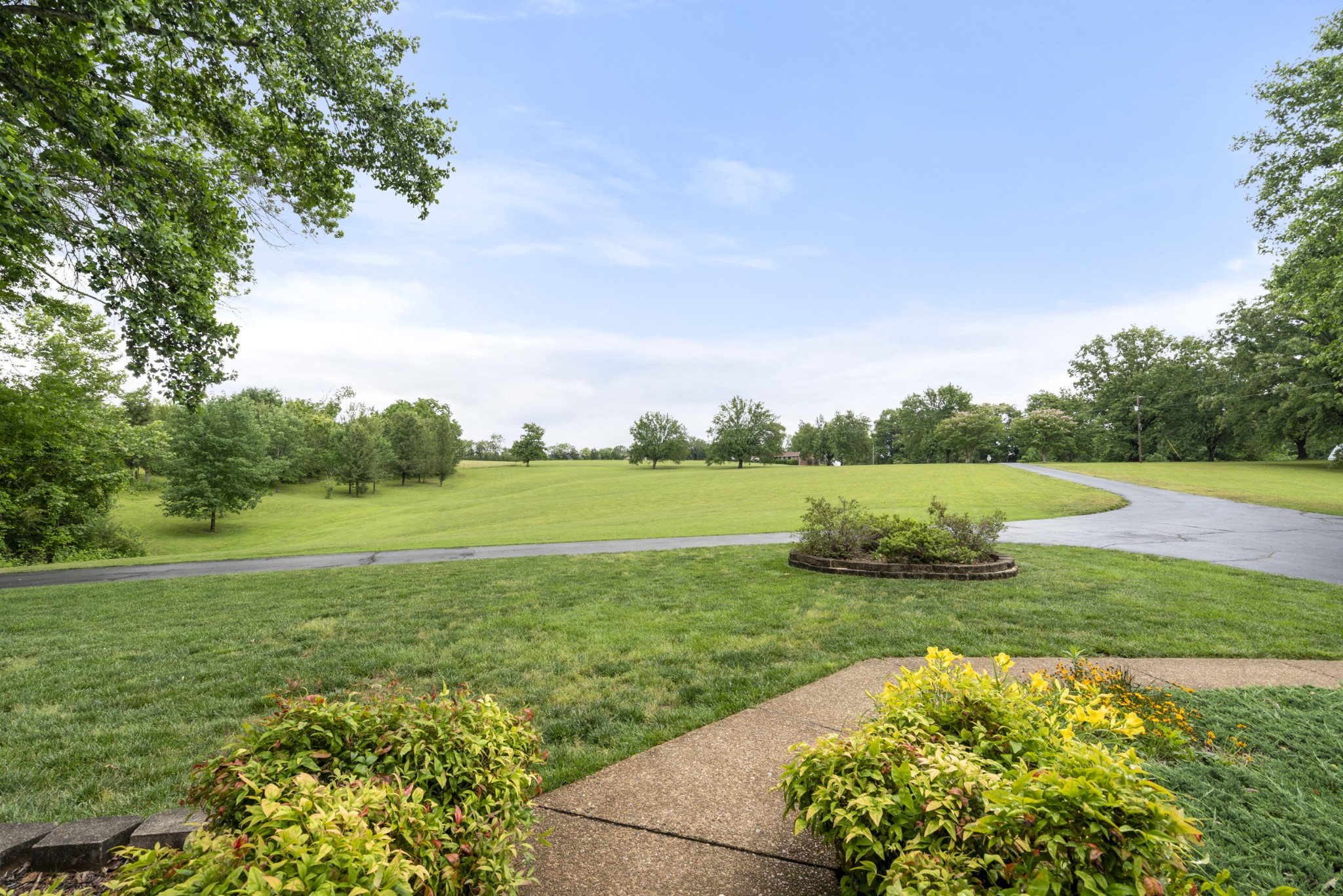 1100 Mill Road Dickson, TN 37055 - Photo 3 of 66