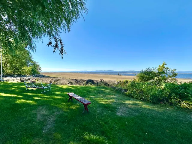 $2,500,000 | 3181 North Avenue, Burlington, VT 05408