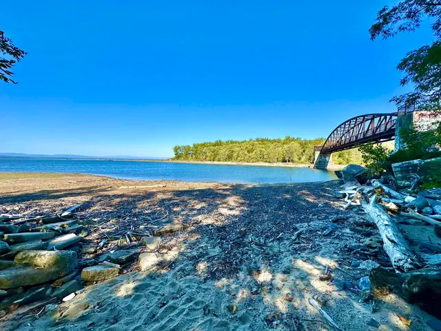 $2,500,000 | 3181 North Avenue, Burlington, VT 05408