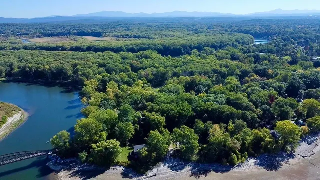 $2,500,000 | 3181 North Avenue, Burlington, VT 05408