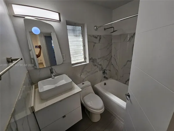 $1,600 | 1723 Liberty Street, Unit 7, Hollywood, FL 33020