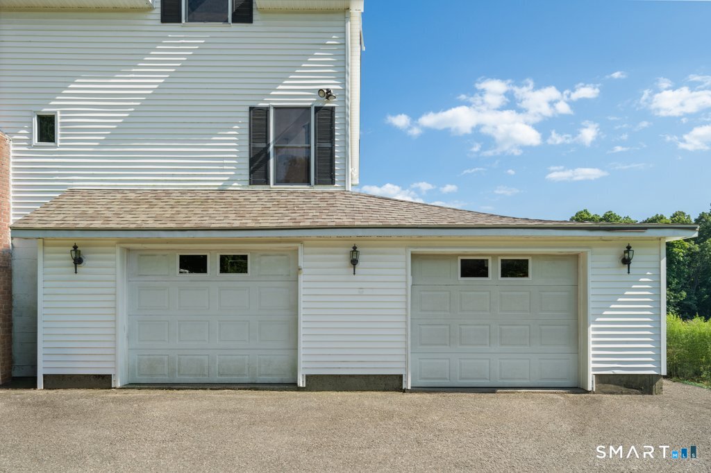 30 Old Middle Road Brookfield, CT 06804 - Photo 5 of 35 Gallery Image 5