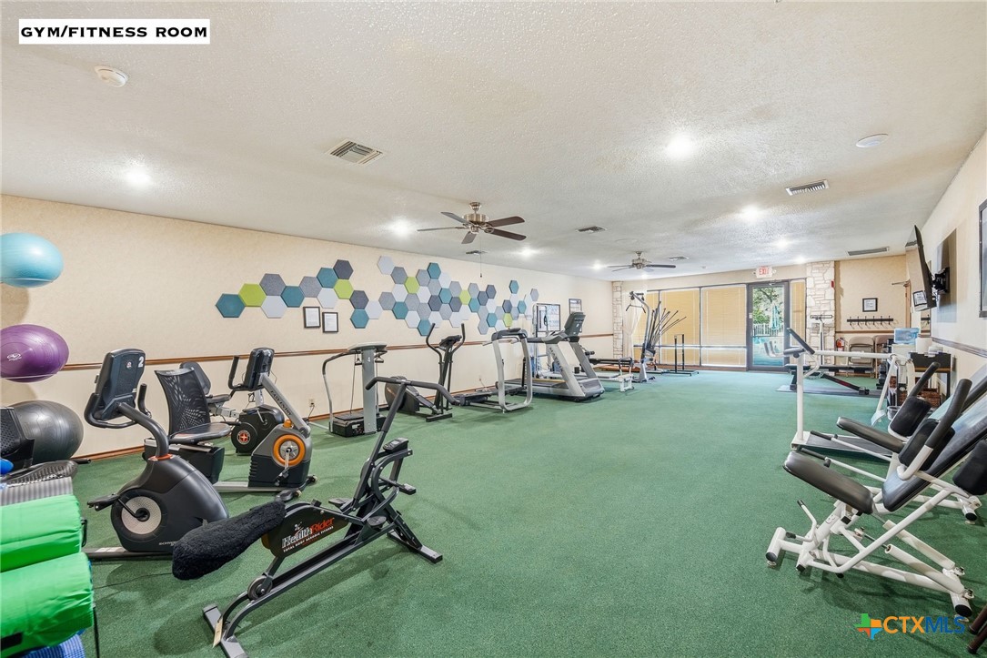 3624 Fox Run Schertz, TX 78108 - Photo 41 of 46 a view of a room with gym equipment