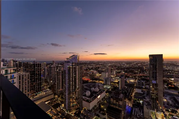 $21,000,000 | 1000 Biscayne Boulevard, Unit 5801, Miami, FL 33132