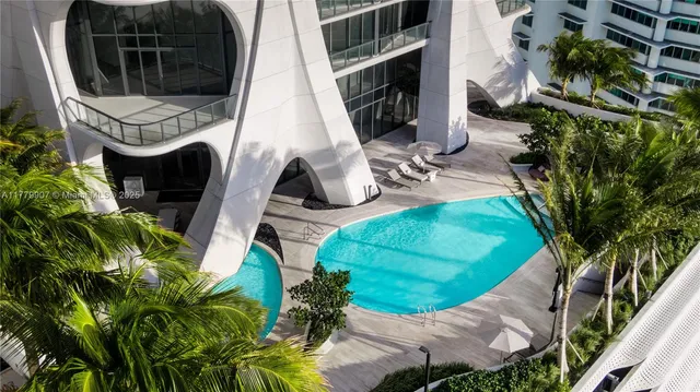 $21,000,000 | 1000 Biscayne Boulevard, Unit 5801, Miami, FL 33132
