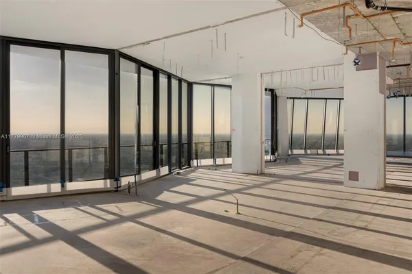 $21,000,000 | 1000 Biscayne Boulevard, Unit 5801, Miami, FL 33132