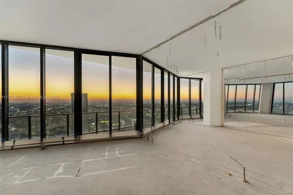 $21,000,000 | 1000 Biscayne Boulevard, Unit 5801, Miami, FL 33132