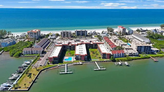 $525,000 | 19701 Gulf Boulevard, Unit 217, Indian Shores, FL 33785