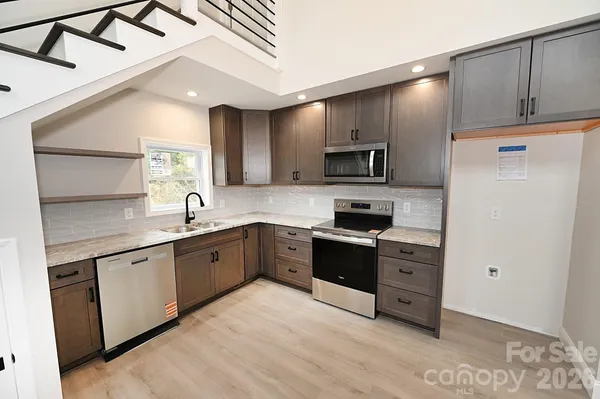 $235,000 | 1135 Apple Lane, Granite Falls, NC 28630