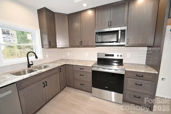 $235,000 | 1135 Apple Lane, Granite Falls, NC 28630