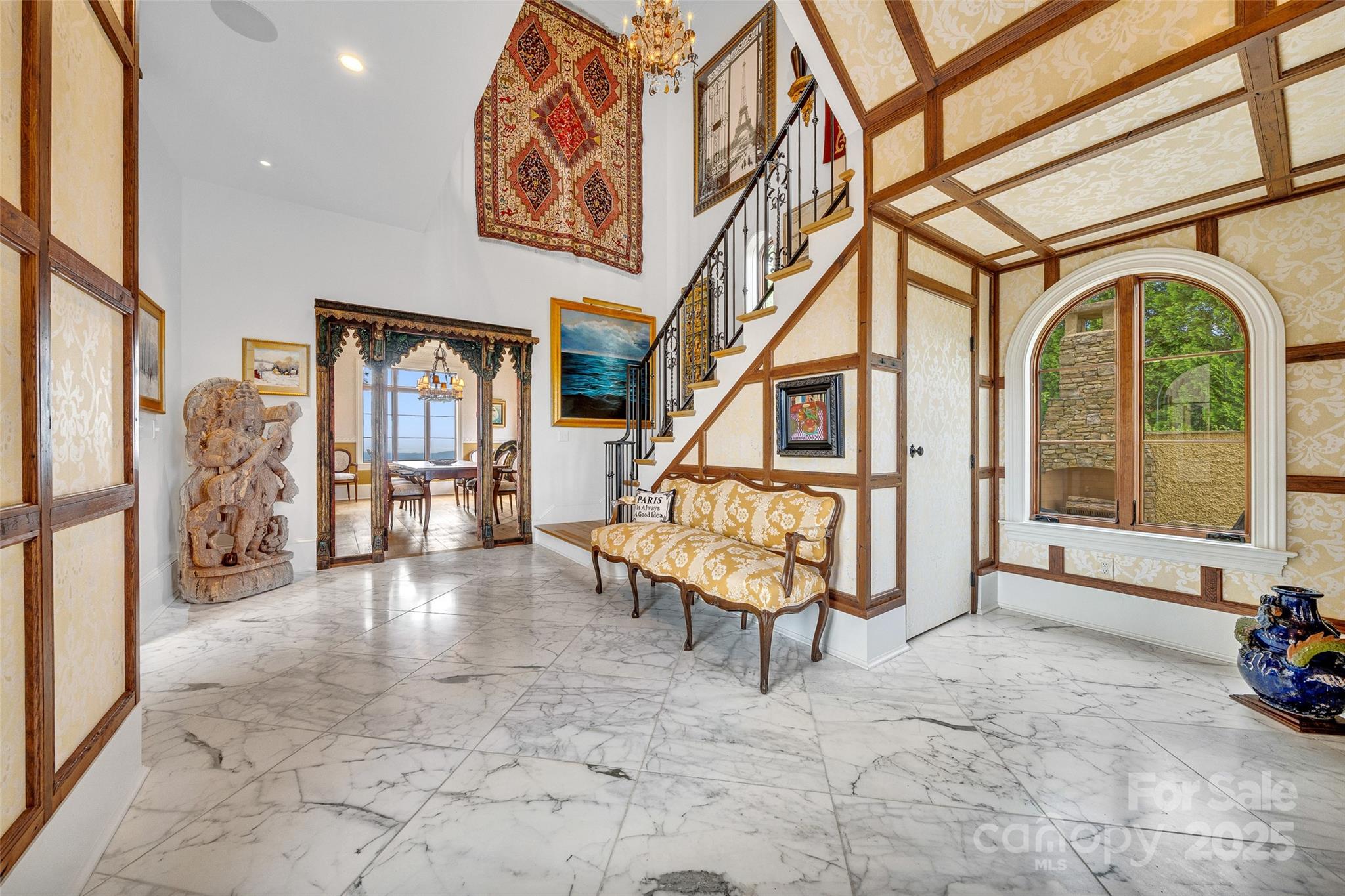 278 North Snow Ridge Drive Fairview, NC 28730 - Photo 5 of 48 a view of an entryway with a livingroom