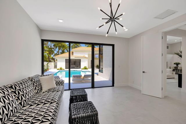 $2,825,000 | 2518 Northwest 64th Boulevard, Boca Raton, FL 33496