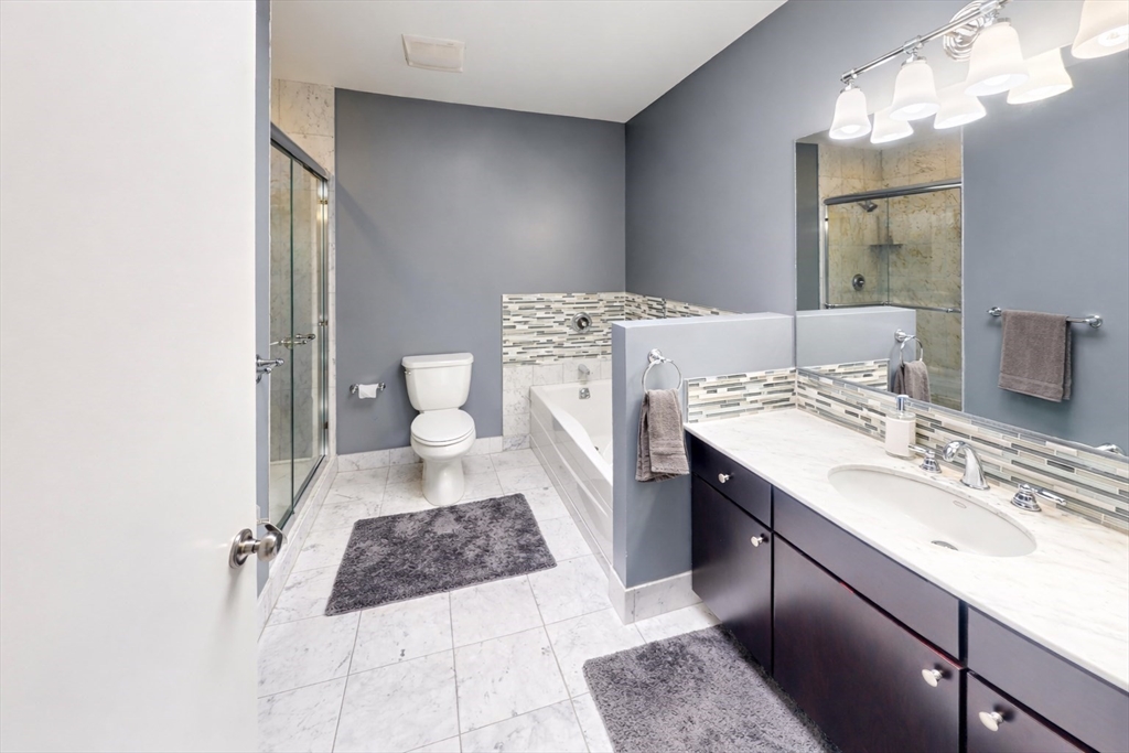 72 Kent Street, Unit 72 Brookline, MA 02445 - Photo 10 of 11