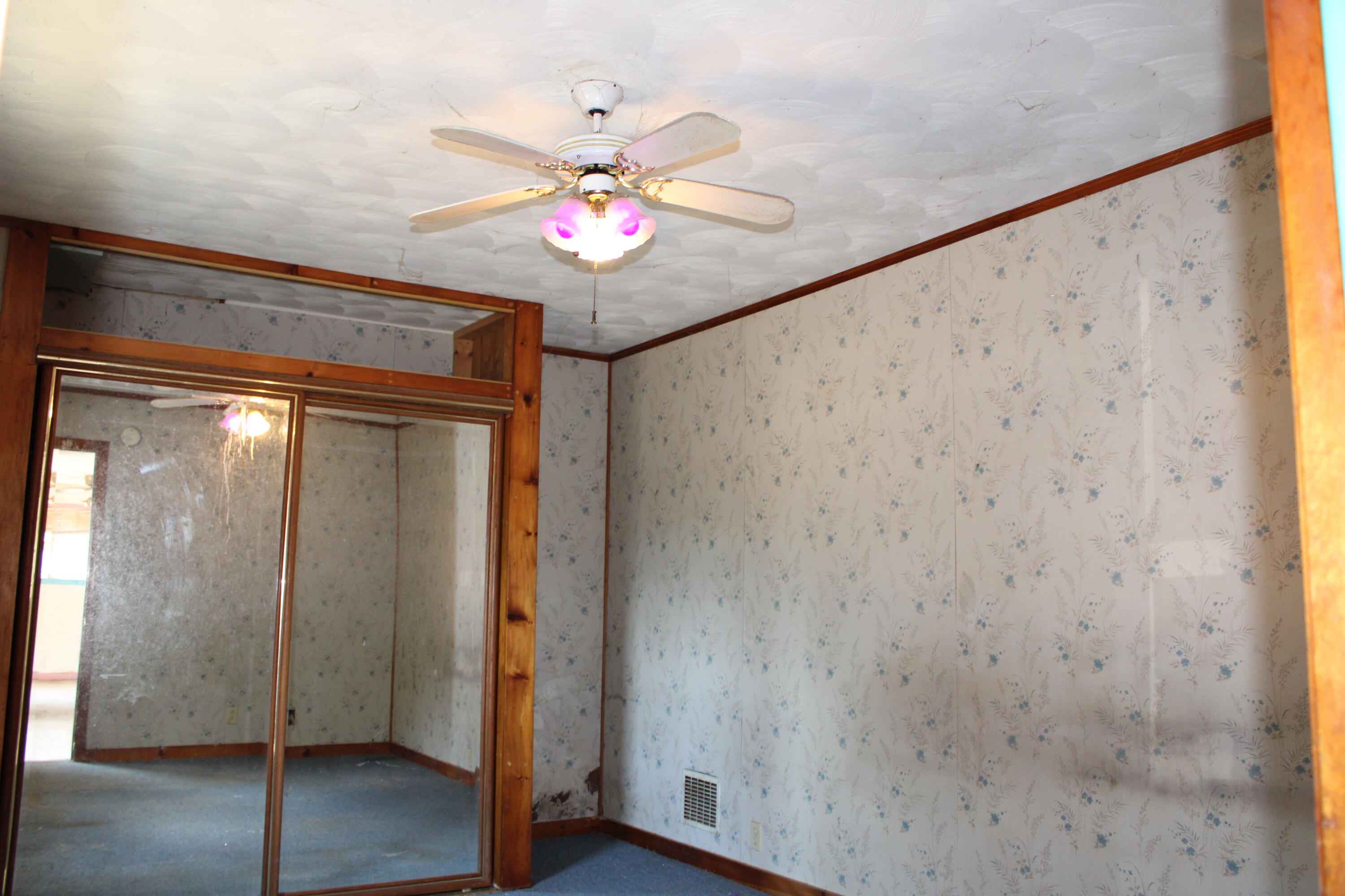 2479 West River Road Sidney, ME 04330 - Photo 8 of 13 Primary Bedroom