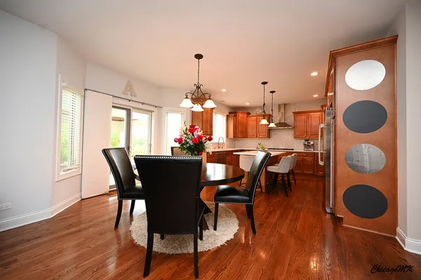 $824,900 | 1812 Warwick Lane, Schaumburg, IL 60193