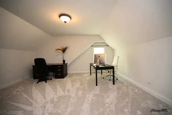 $824,900 | 1812 Warwick Lane, Schaumburg, IL 60193