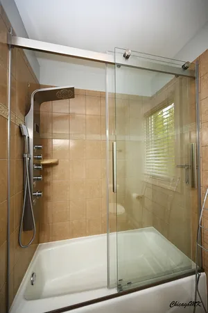 $824,900 | 1812 Warwick Lane, Schaumburg, IL 60193