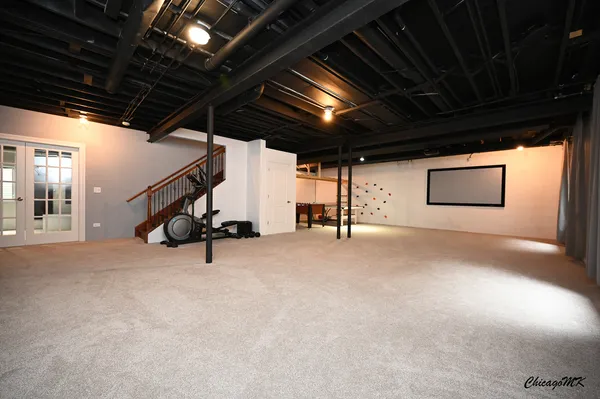 $824,900 | 1812 Warwick Lane, Schaumburg, IL 60193