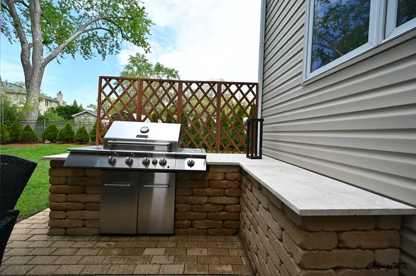 $824,900 | 1812 Warwick Lane, Schaumburg, IL 60193