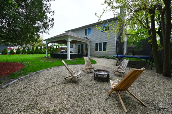 $824,900 | 1812 Warwick Lane, Schaumburg, IL 60193