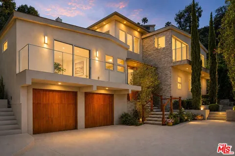 $5,995,000 | 13611 Bayliss Road, Los Angeles, CA 90049